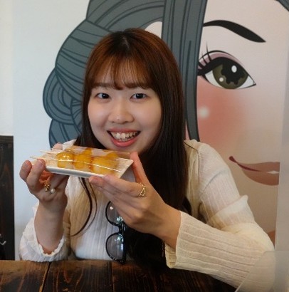 データドリブン推進本部 データマネジメントユニット サービスDX部　丸山 ひなたプロフィール画像